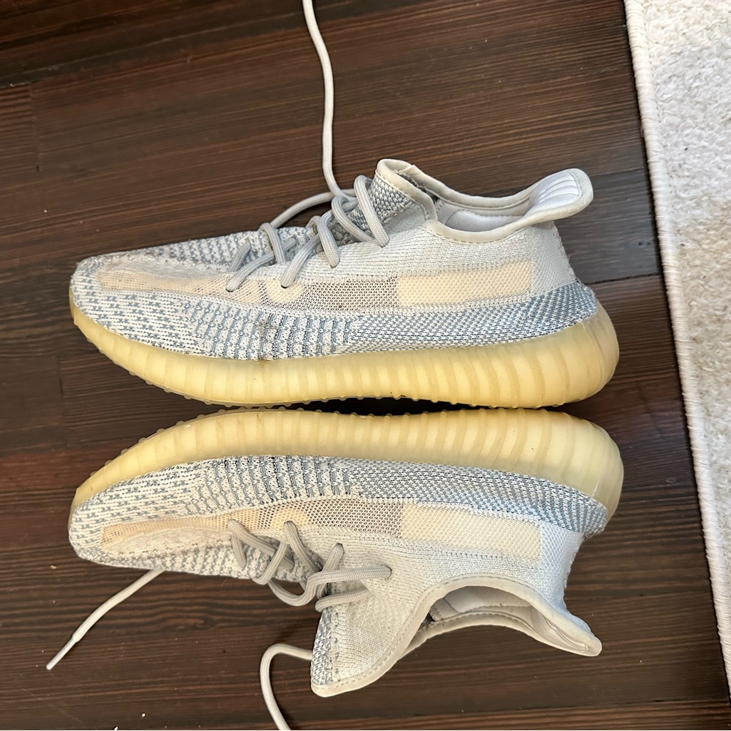 Yeezy 350 V2 Cloud White- Non Reflective